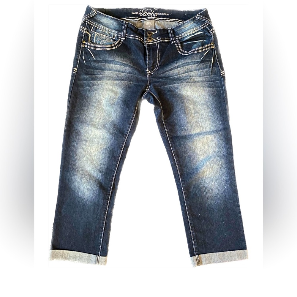 Like new capri jeans dark blue with white stitching, size 30 with cuff